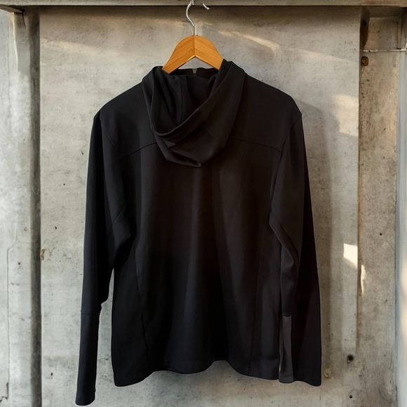 NWOT The North Face Men's Black Grey Performance Jacket! Large! New! - Picture 8 of 8